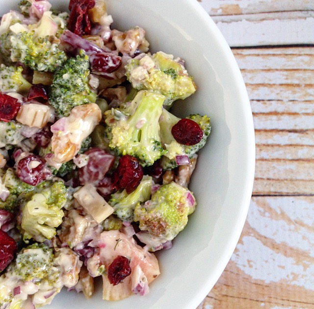 Broccoli Salad with Fruit and Nuts