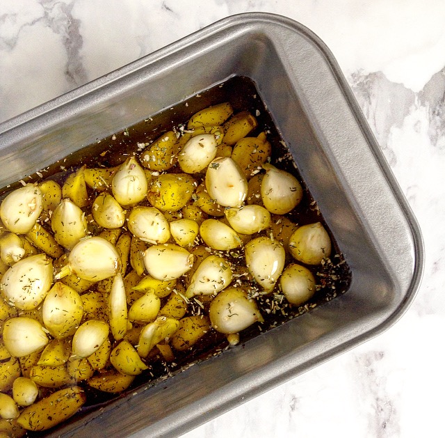 How to Make Garlic Confit in the Oven - Grilling 24x7